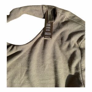 NWOT Skims Women's Small Light Brown Long Sleeve Cropped Top Shirt